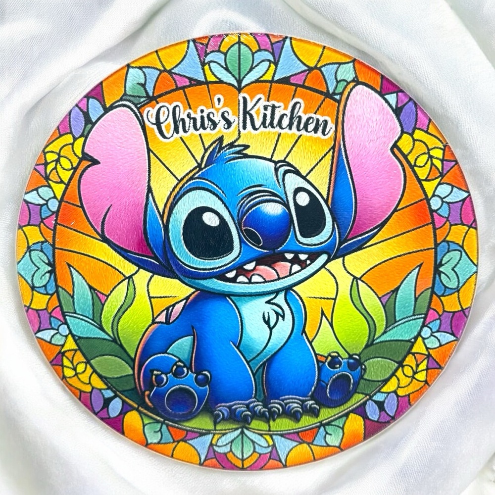 Stitch 11.8" Glass Cutting Board